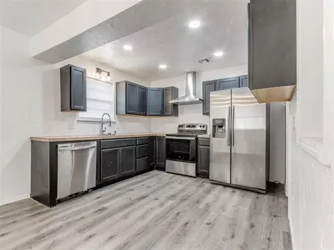 501 S Patterson Dr, Moore, OK 73160 photo 9