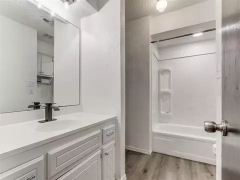 501 S Patterson Dr, Moore, OK 73160 photo 37