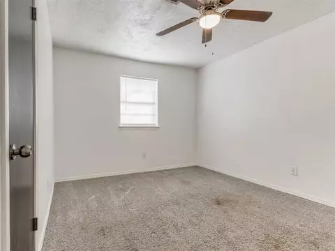 501 S Patterson Dr, Moore, OK 73160 photo 39