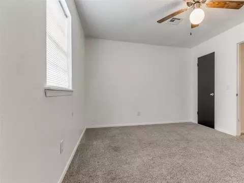 501 S Patterson Dr, Moore, OK 73160 photo 25