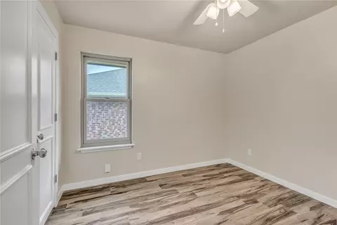 1809 Meadow Run Dr, Moore, OK 73160 photo 16