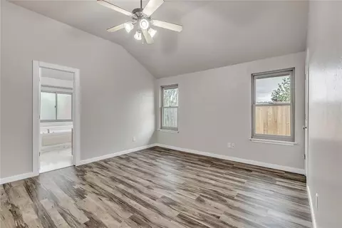 1809 Meadow Run Dr, Moore, OK 73160 photo 8