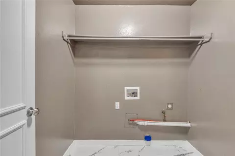 1809 Meadow Run Dr, Moore, OK 73160 photo 17