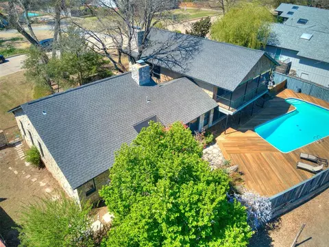 2441 Smoking Oak Rd, Norman, OK 73072