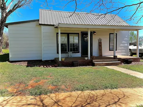205 N Otoe St, Carney, OK 74832