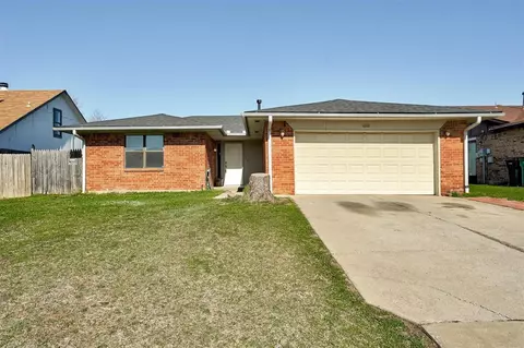 10101 Southridge Dr, Oklahoma City, OK 73159
