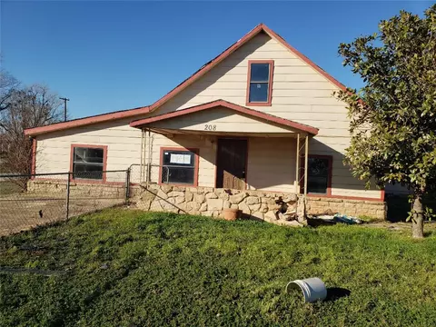 208 E Fourth St, Olustee, OK 73560 photo 1