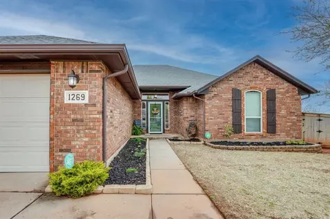 Undisclosed, Piedmont, OK 73078