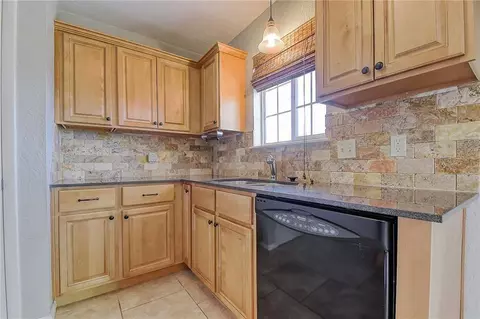 1504 Regency Blvd, Moore, OK 73160