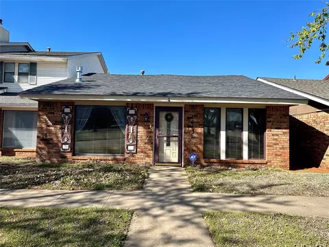 1603 W Country Club Blvd #1, Elk City, OK 73644