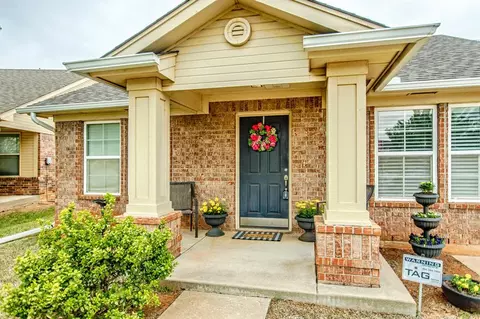 18513 Piedra Dr, Edmond, OK 73012
