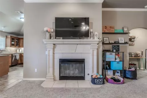 604 Apple Tree Ln, Moore, OK 73160 photo 8