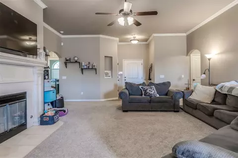 604 Apple Tree Ln, Moore, OK 73160 photo 10