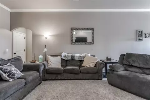 604 Apple Tree Ln, Moore, OK 73160 photo 11