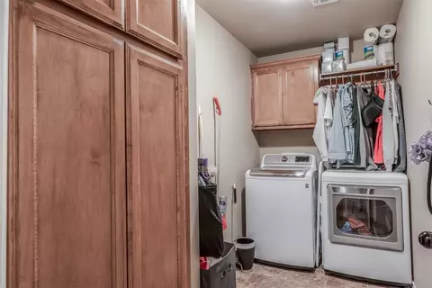 604 Apple Tree Ln, Moore, OK 73160 photo 35