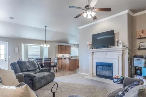604 Apple Tree Ln, Moore, OK 73160 photo 7