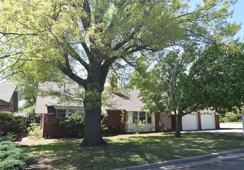 2446 NW 49th St, Oklahoma City, OK 73112