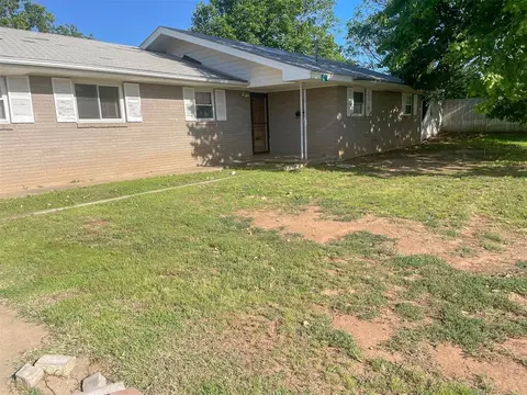 420 S Galena Ave, Geary, OK 73040