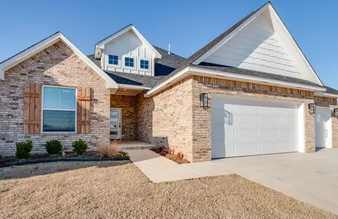 14205 Village Trail Dr, Piedmont, OK 73078
