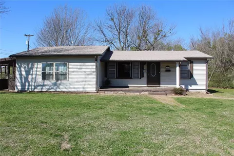 1004 N 6th Ave, Stroud, OK 74079