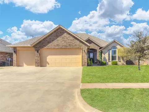 2313 Wayne Cutt Ave, Yukon, OK 73099