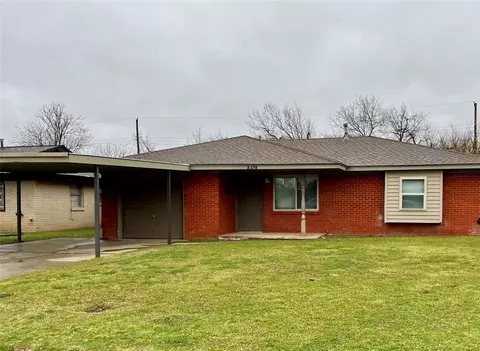 509 Spruce Dr, Yukon, OK 73099