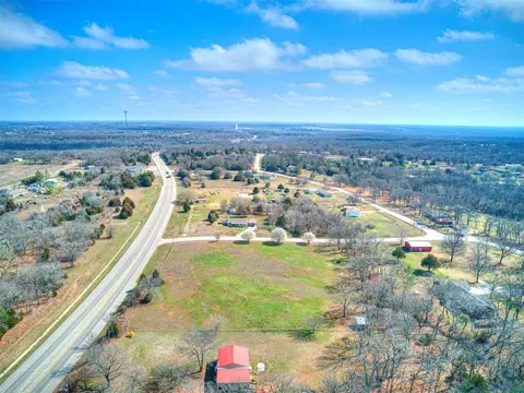 Undisclosed, Tecumseh, OK 74873 photo 2