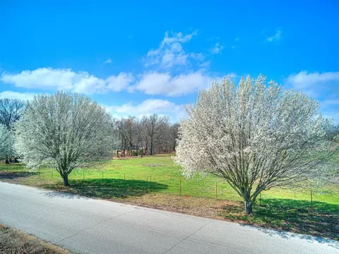Undisclosed, Tecumseh, OK 74873 photo 3