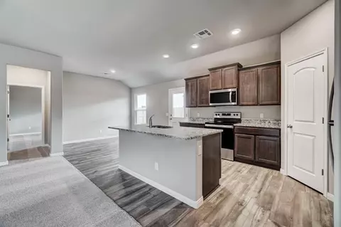 1717 Ruby Dr, El Reno, OK 73036 photo 2