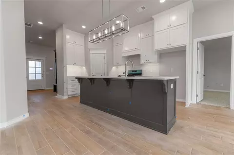 3317 Mangrove Rd, Edmond, OK 73034