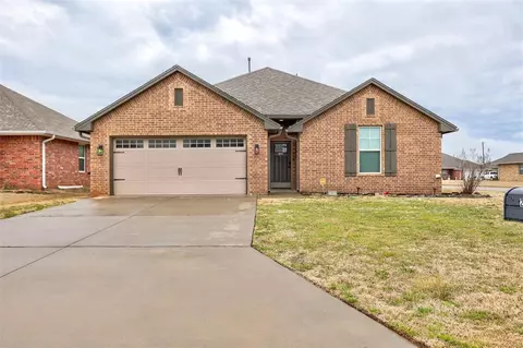 2236 Whispering Pine Blvd, Shawnee, OK 74804