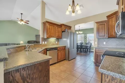 1732 White Tail Dr, Altus, OK 73521 photo 10