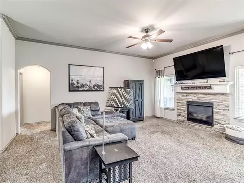5008 Champlain Pl, Edmond, OK 73025 photo 8