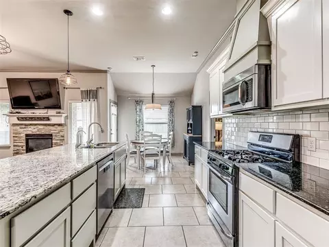 5008 Champlain Pl, Edmond, OK 73025 photo 19