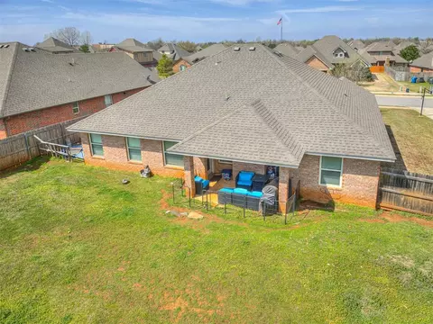 5008 Champlain Pl, Edmond, OK 73025 photo 41
