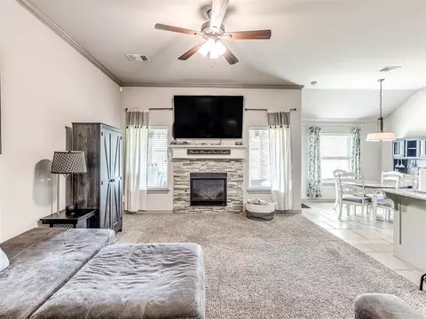 5008 Champlain Pl, Edmond, OK 73025 photo 4