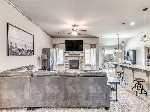 5008 Champlain Pl, Edmond, OK 73025 photo 5