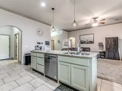 5008 Champlain Pl, Edmond, OK 73025 photo 17