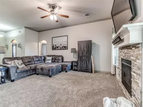 5008 Champlain Pl, Edmond, OK 73025 photo 11