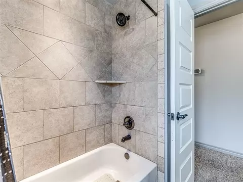 5008 Champlain Pl, Edmond, OK 73025 photo 35