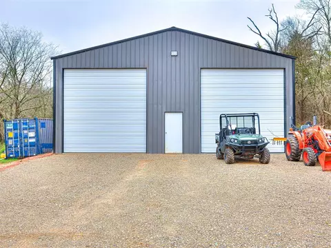 7750 Spring Creek Rd, Noble, OK 73068