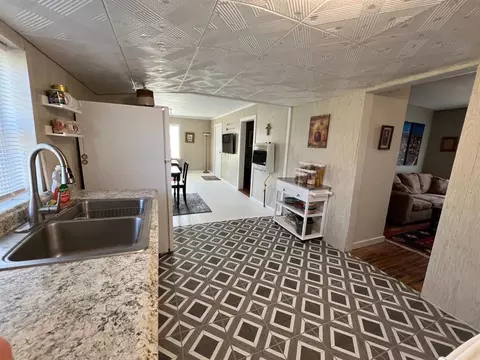 104 S Wewoka St, Wetumka, OK 74883