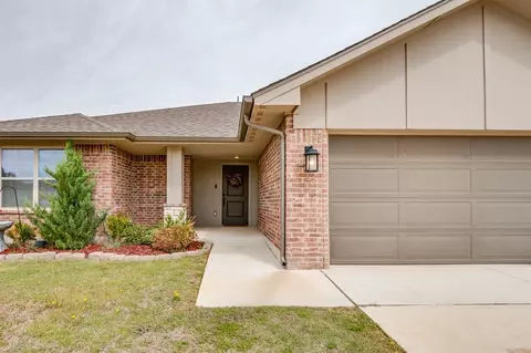 1311 SE 17th St, Newcastle, OK 73065