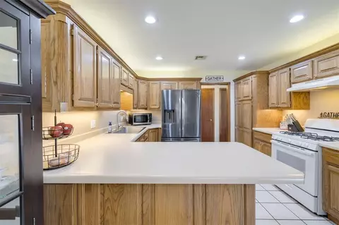2310 Walnut Dr, Tuttle, OK 73089 photo 11