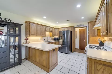 2310 Walnut Dr, Tuttle, OK 73089 photo 13
