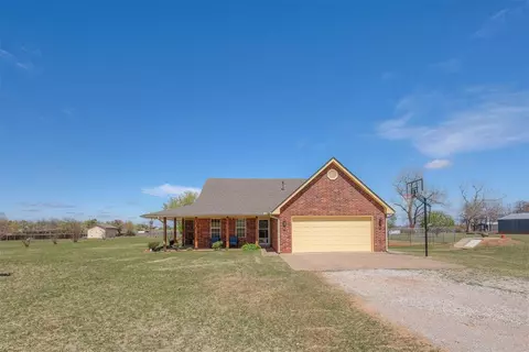 2310 Walnut Dr, Tuttle, OK 73089
