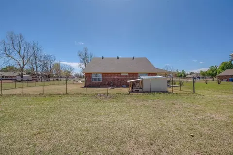 2310 Walnut Dr, Tuttle, OK 73089 photo 47