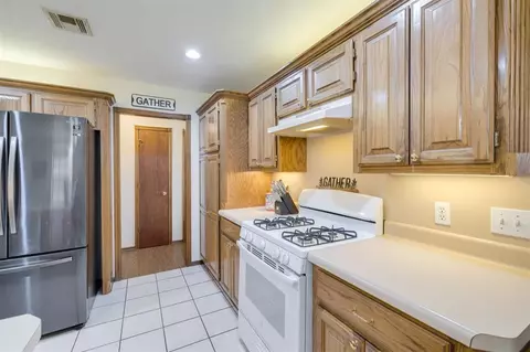 2310 Walnut Dr, Tuttle, OK 73089 photo 14