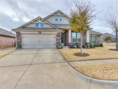 712 Painted Forest Rd, Norman, OK 73071