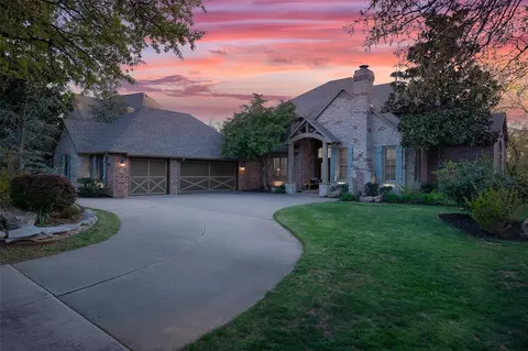 3817 Deerbrook Ct, Edmond, OK 73003
